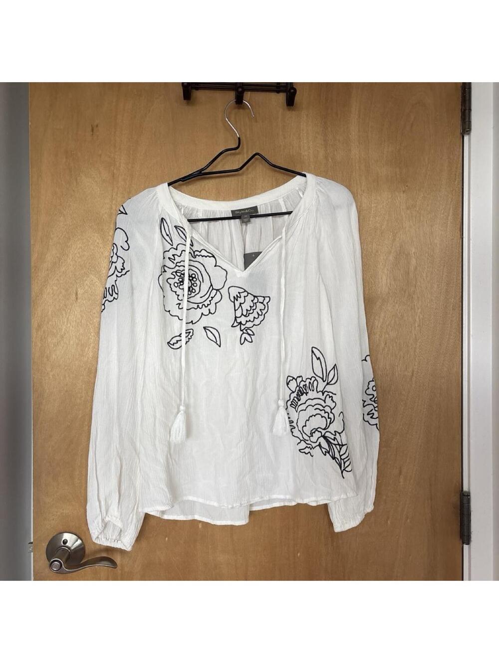 Style & Co. White Embroidered Peasant Blouse PM